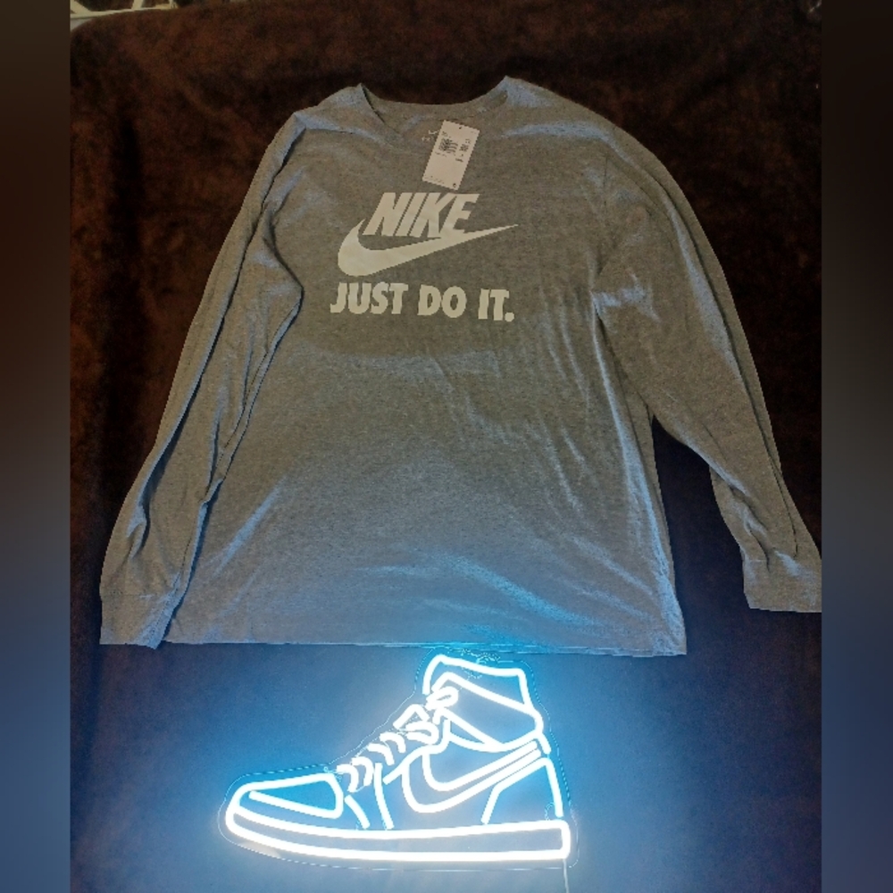 Nike Gray Long Sleeve Tee Size XXL